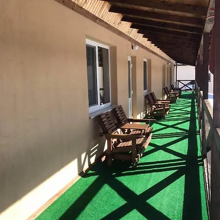 Туристичний Комплекс «Арніка» Myhove