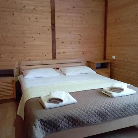 Hotel Туристичний Комплекс «Арніка» *