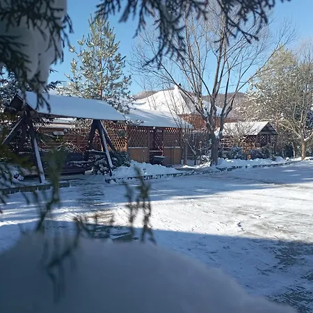 Туристичний Комплекс «Арніка»